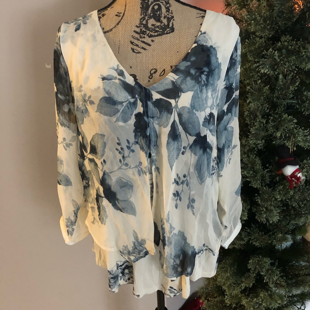 Lucky Brand Ivory and Blue Long Sleeve blouse